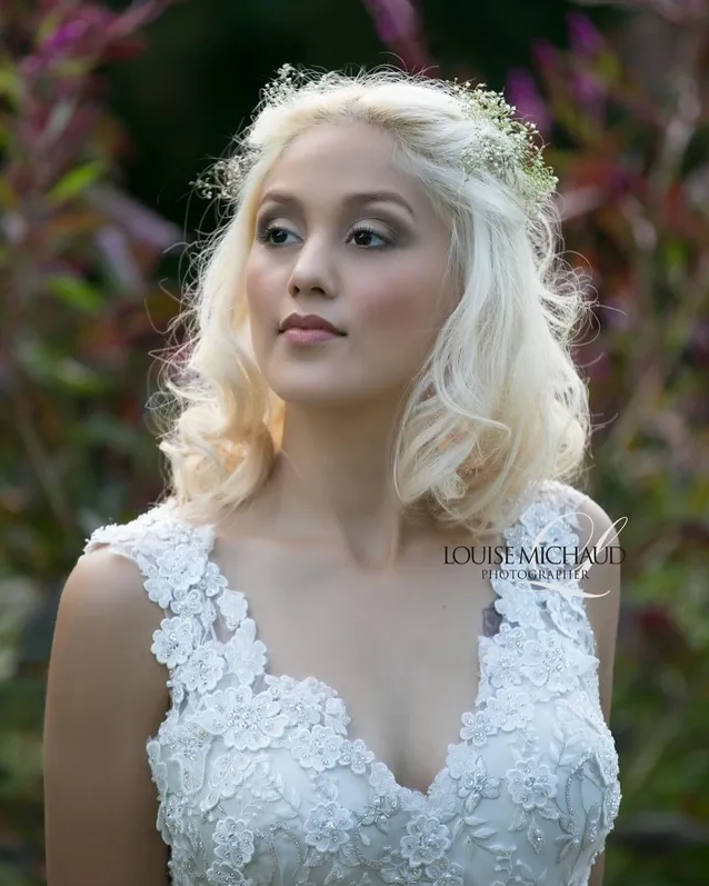 Bridal portrait – platinum blonde with flower crown